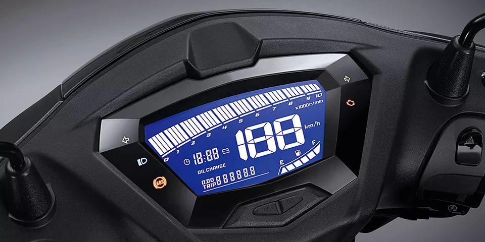 雅马哈劲战2024款最新款试驾测评,雅马哈最新踏板劲战第五代abs