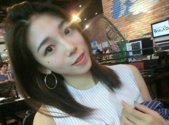 中国体坛十大美女运动员,台球女神潘晓婷入围,田径女神美若天仙