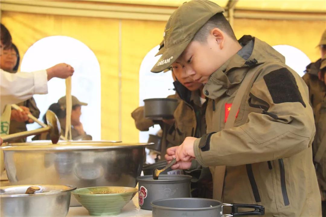 爱的本质是自由原唱,爱的本质是自由是勇敢