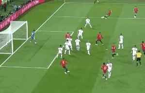 足球场上的黑科技,专业足球场地的黑科技