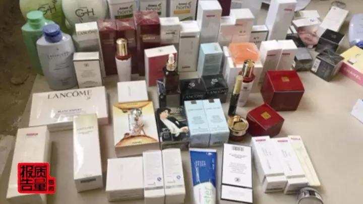 代购迪奥199元是真的么,网上买的迪奥都是假的吗