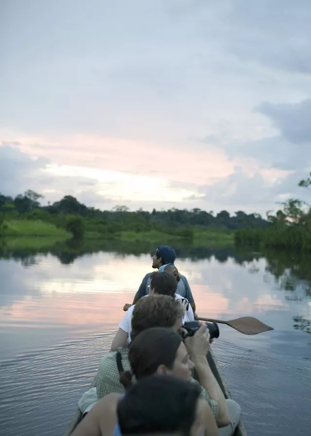 巴西里约热内卢的马拉卡纳体育场,巴西一公里一个足球场