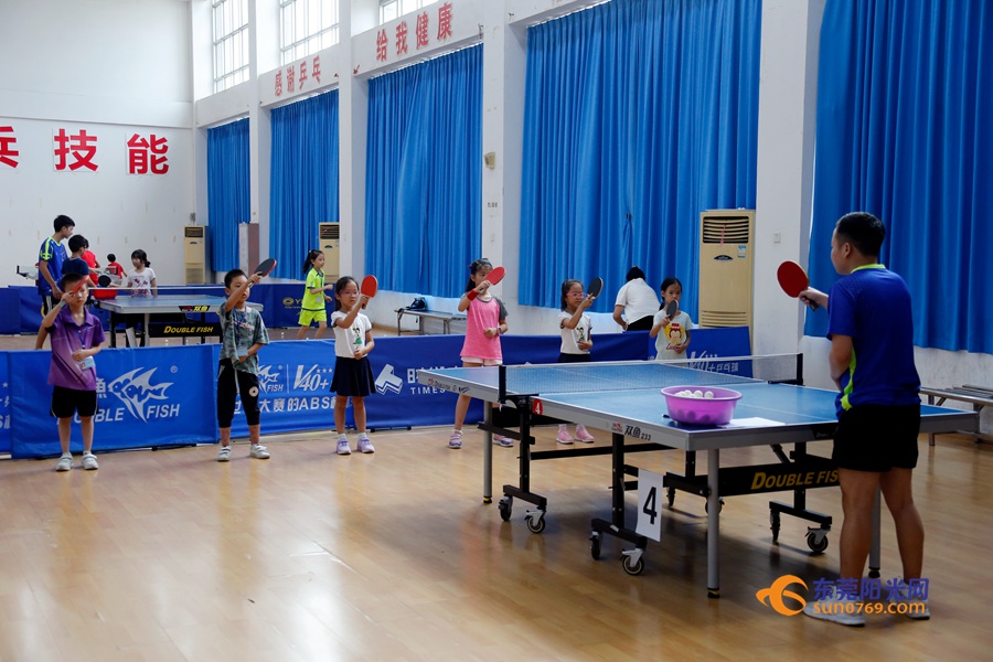 小孩学习父母要陪着一起学习吗,东莞儿童暑假培训