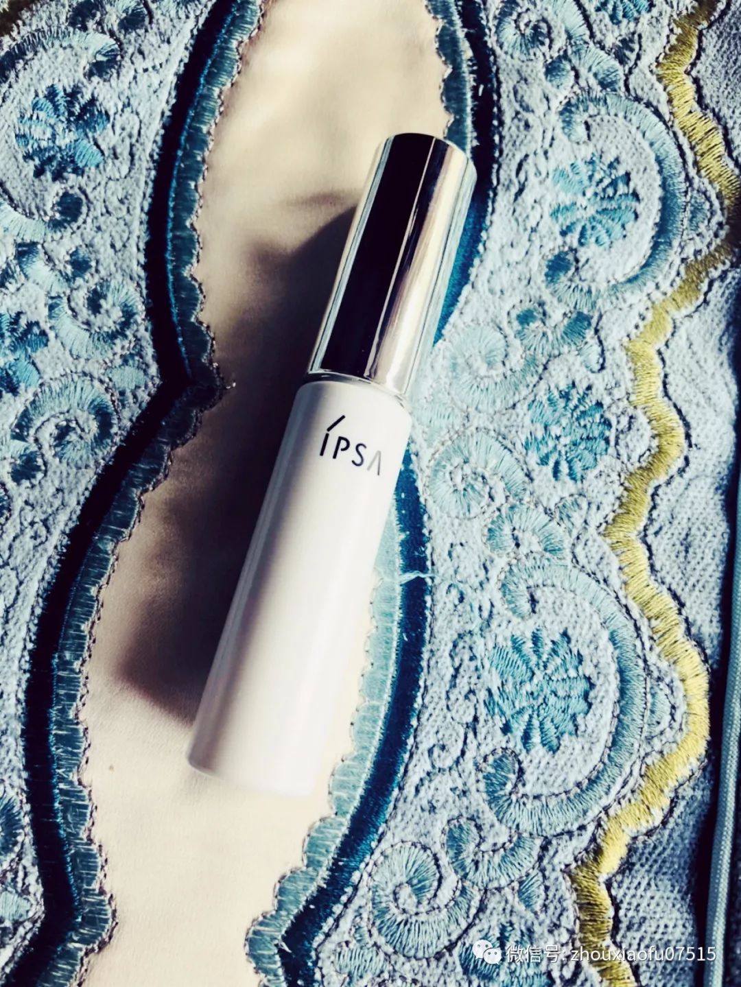 周小福第一次吃象拔蚌笑场,周小福测评北极贝