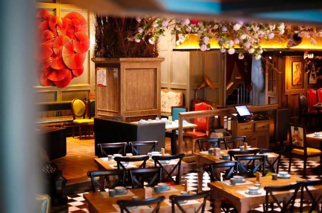 青岛高新区可以看球的餐厅,青岛专门看球的餐厅