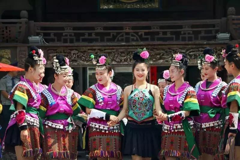 爆火的世界杯主题曲,盘点五首最燃的世界杯主题曲