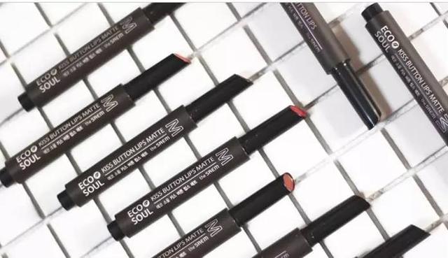 白菜价口红合集,哪款平价大牌口红滋润更持久