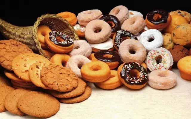 全球十大垃圾食品不要吃,全球十大垃圾食品的危害