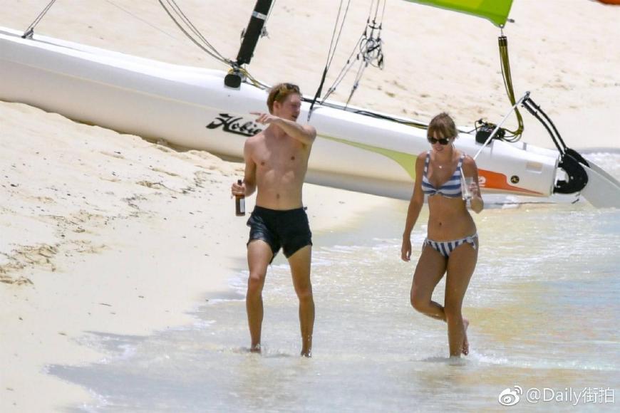 泰勒霉霉男朋友,霉霉泰勒互相拥抱