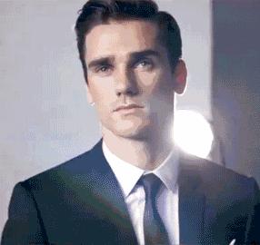 法国队身价过亿的两个人,法国队球员老婆