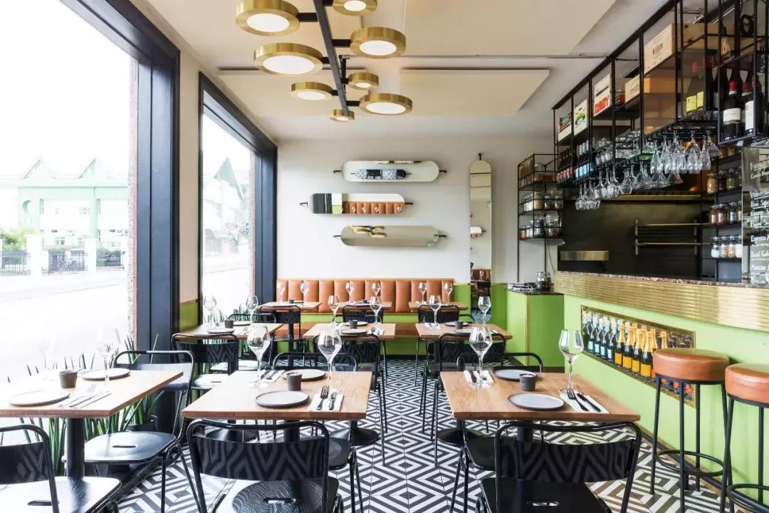 冰岛足球的风格,冰岛室内足球场