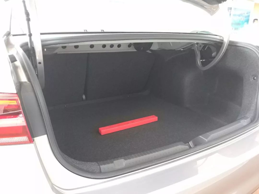 1.2t速腾和1.4t宝来怎么选,宝来1.4t和速腾1.4t变速箱一样么