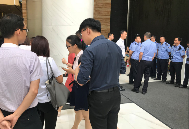 网贷逼死人平台责任,网贷欠债死后爸妈要还么