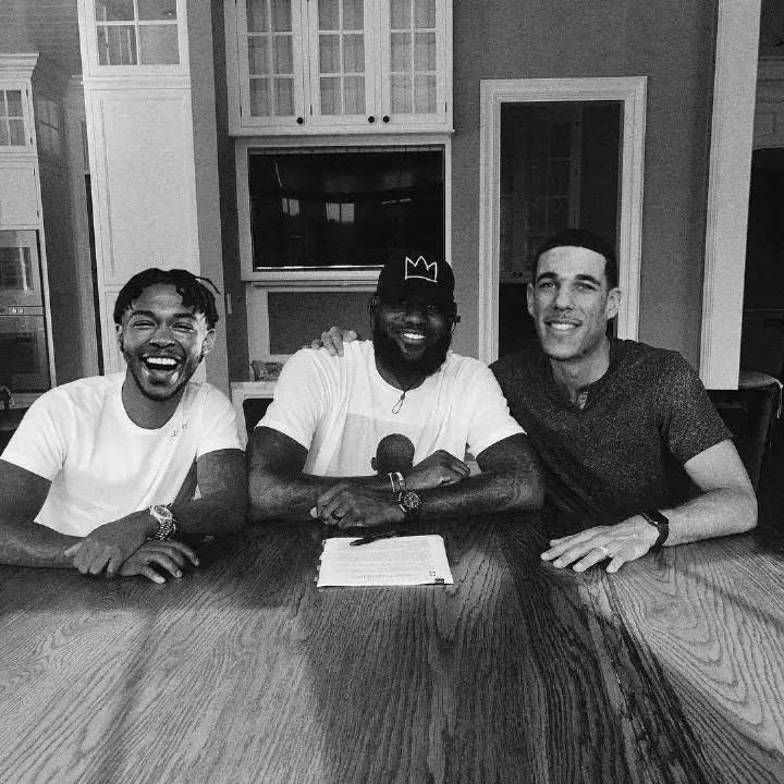 和世界杯抢头条的男人!C罗的影响力,连詹姆斯都自愧不如