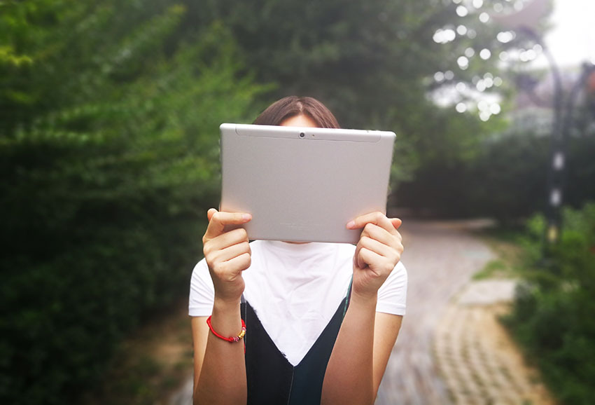 昂达x20平板能开什么画质和平精英,昂达x20插卡视频