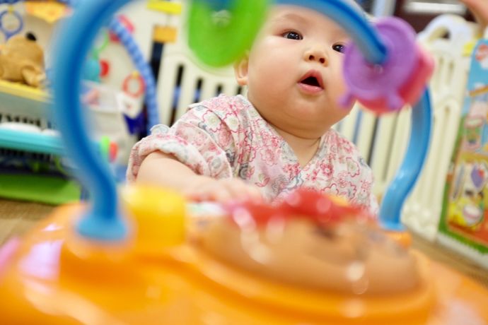 宝宝玩具0-1岁玩具怎么买,1-2岁玩具选购指南