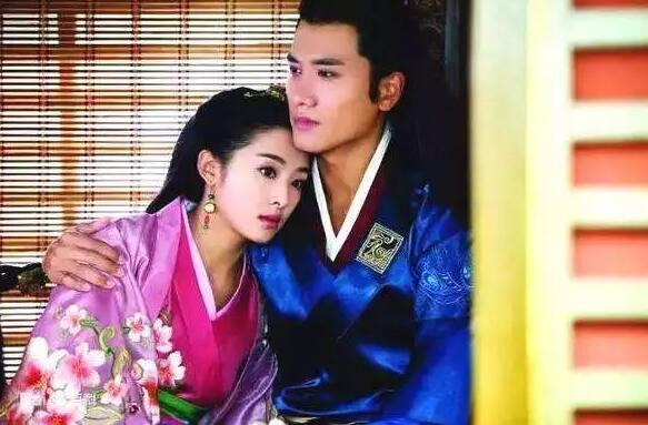 剧中两个人历经磨难最后在一起,剧中二人是如何走到一起的