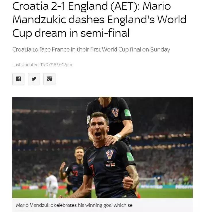 足球回不了家，哨响那一刻才知道，快乐只是你穿的保护色