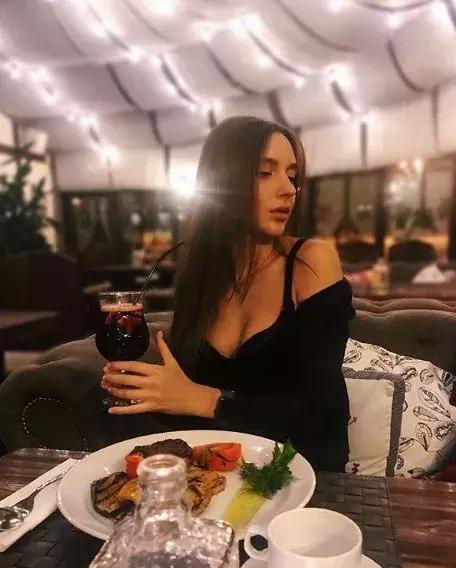 俄罗斯足球裁判员,世界杯漂亮足球女裁判