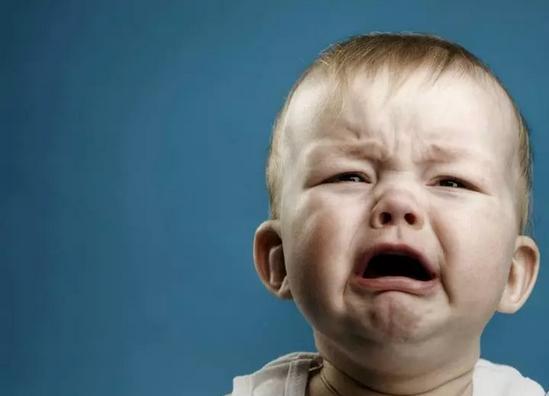 小宝贝呕吐是怎么回事,宝宝反复呕吐怎么护理