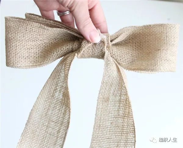 怎么简单的做可爱又好看的蝴蝶结,做简单又可爱的蝴蝶结教程