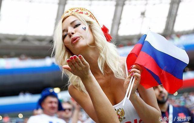 世界杯决赛法国vs克罗地亚,世界杯除了踢球还踢谁