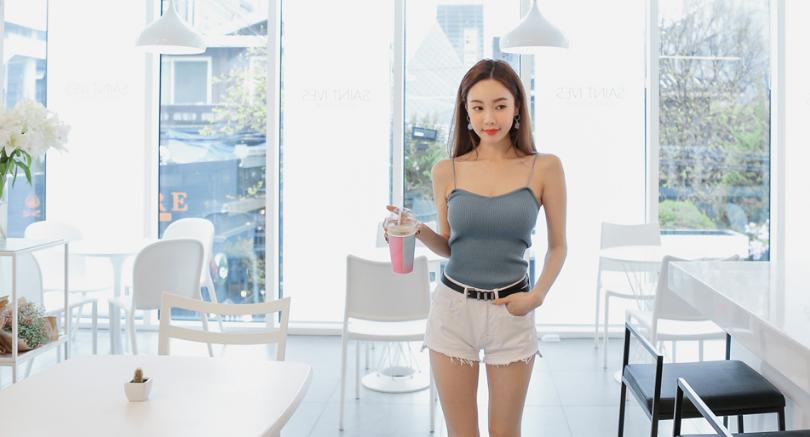 亲她的时候躲闪是为啥,想亲她怎么办