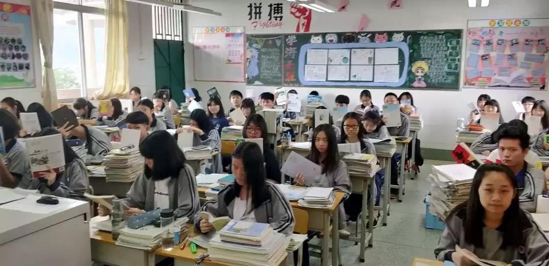 永和镇教育发展捐赠仪式,增城图书馆捐赠图书