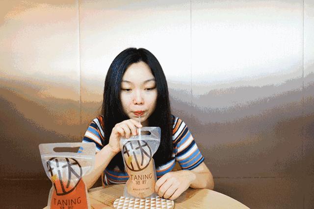 XXXL号的柠檬茶，让所有柠檬控都疯狂，竟然还免费送你100杯！