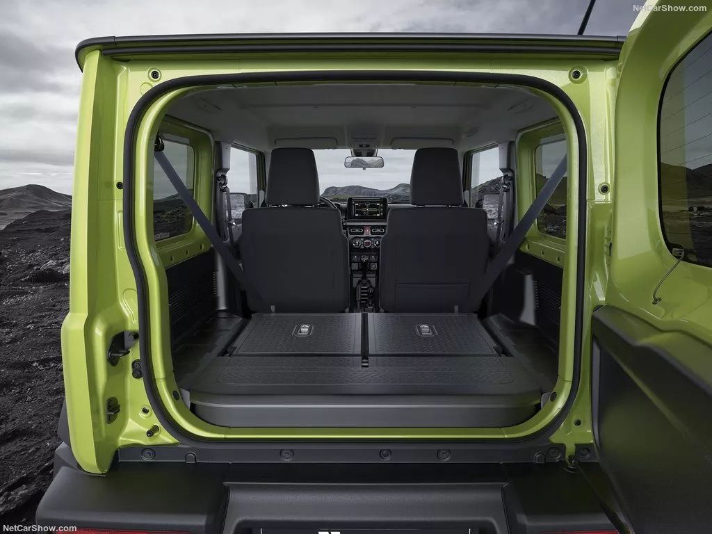 鍚夊灏间笌g-class,鍚夊灏煎拰g-class