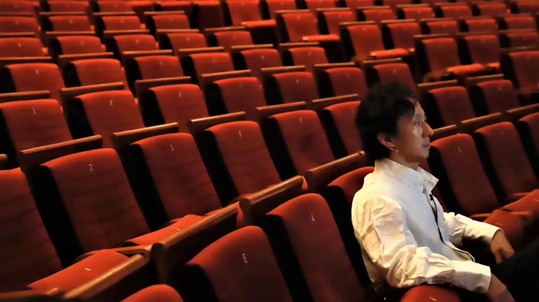 话剧父亲尤雅制作人,赵立新和王刚