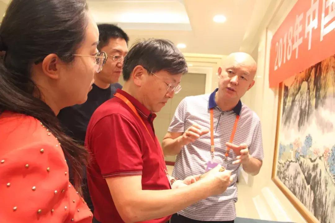 黄龙玉水草花亮点,顶级黄龙玉水草花