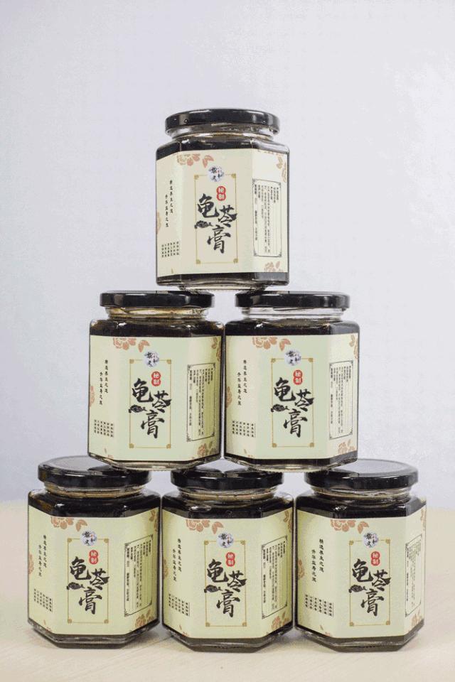 一周只卖3天网红龟苓膏，熬夜睇波食一盅即刻下火