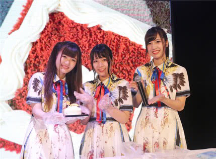 青岛世嘉女团演唱会,日本女团应援演唱会