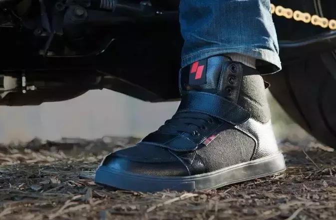 yeezy澶嶅埢鐞冮瀷,aj鍜寉eezy鍒板簳璋佹槸娼瀷涔嬬帇