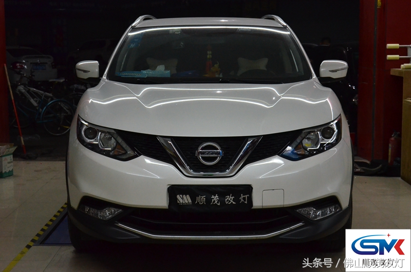 灯光不够亮换灯带,灯光不亮换灯泡还是透镜