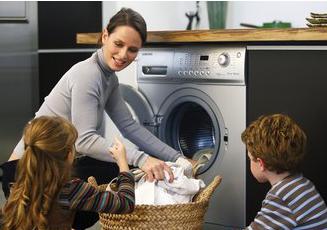 分解衣物深层顽固污渍,清洗小孩衣物顽固污渍