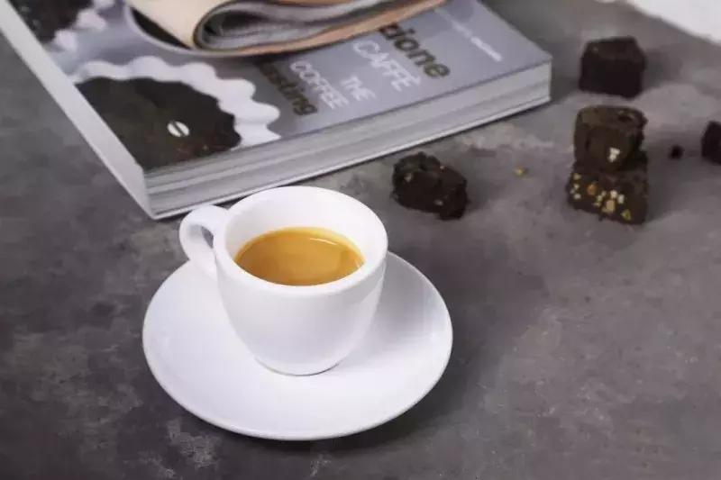 秒杀星爸爸！这8家外卖咖啡界的颜值扛把子，全上海白领人手一杯