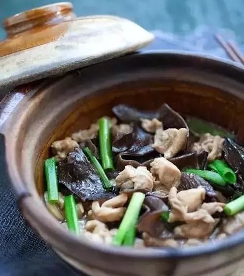 木耳怎样泡发又软又好吃,木耳怎么泡营养最丰富