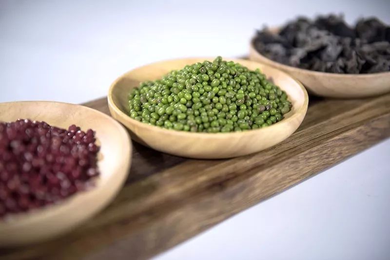 三伏天千万要少吃这四种水果,三伏天千万不要吃寒凉食物