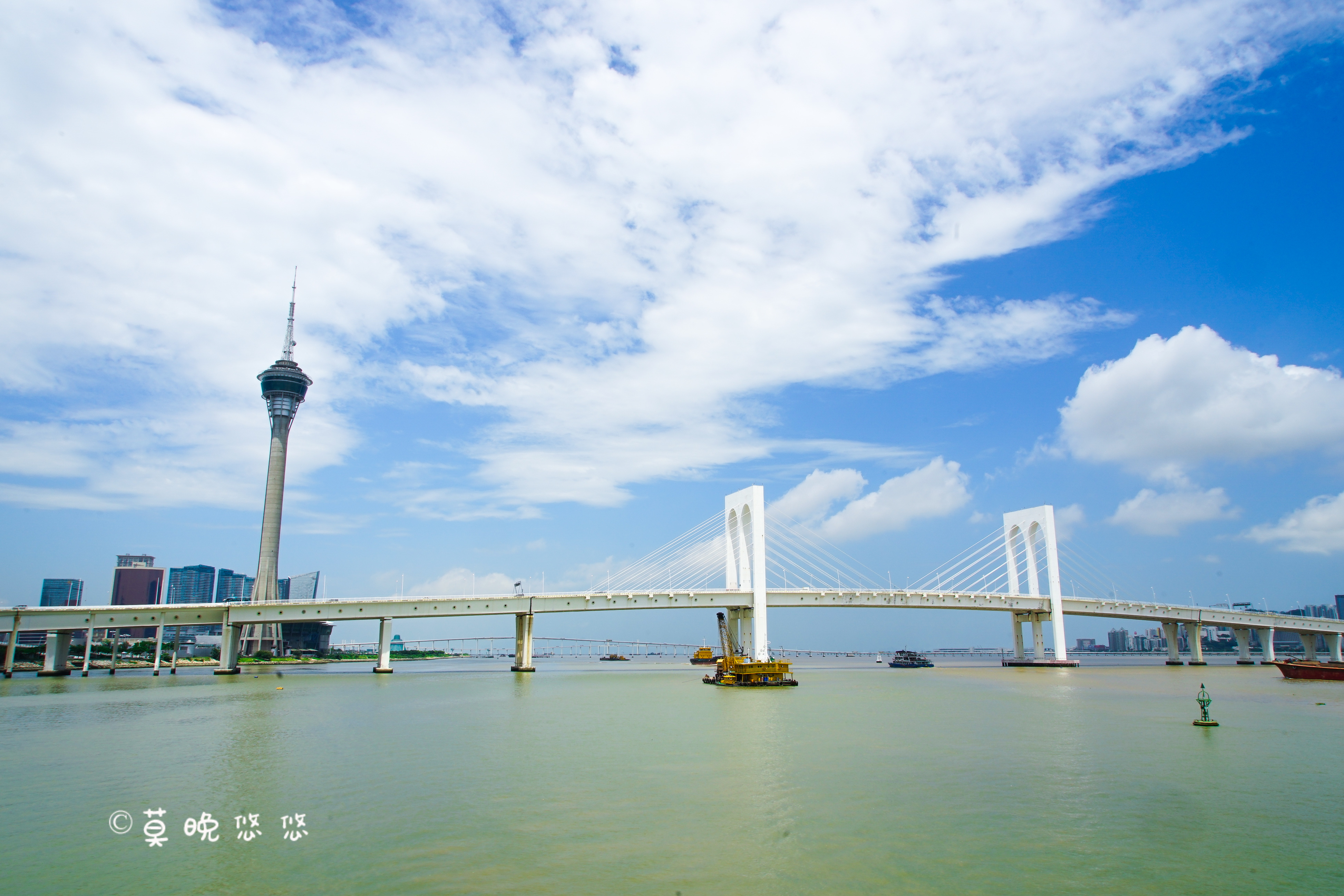 珠海旅游新地标，90分钟游船，看世界最长跨海大桥