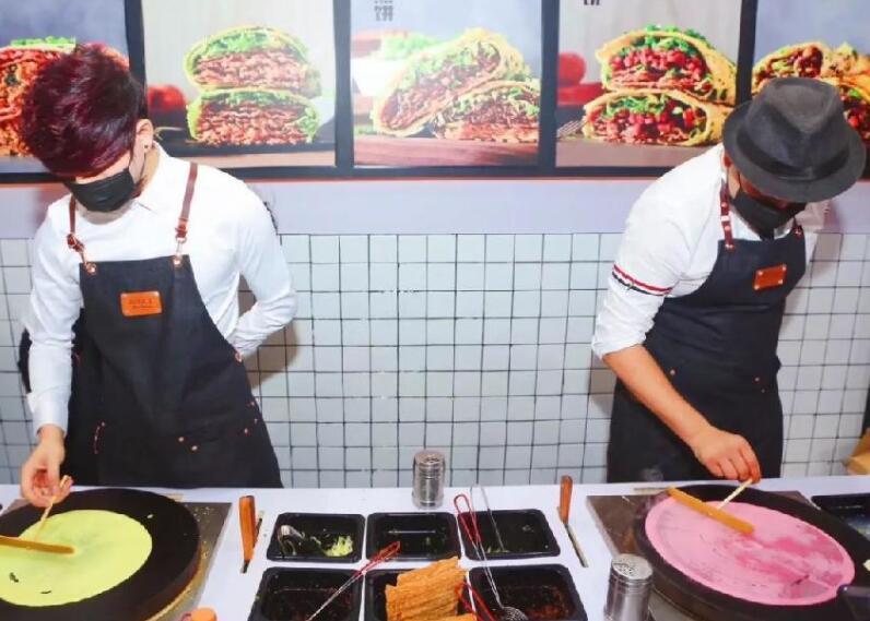 卖煎饼果子月入2万,说说卖煎饼果子的经验