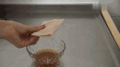 冰箱里面发霉了用什么方法洗干净,生活冰箱密封条发霉清洗妙招