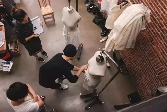 学习美术专业有什么前途吗,学美术画画未来的就业前景