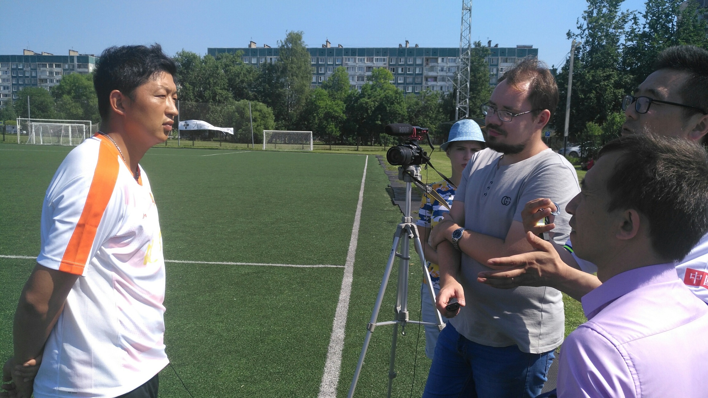 《站在俄罗斯看中国足球》中国健力宝麒麟队俄罗斯之行随笔