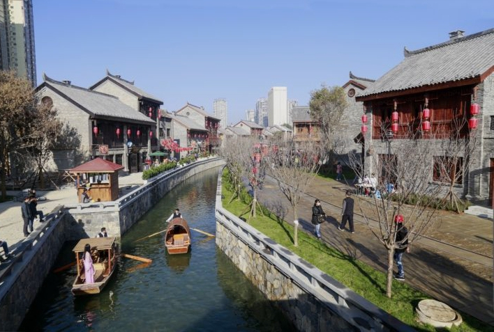 六盘水属于乌蒙山脉吗,六盘水是个怎样的城市