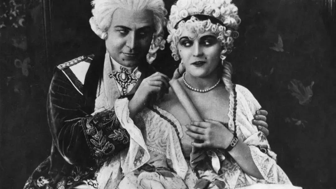 点上这颗痣，你就是整条街最骚的骚鸡