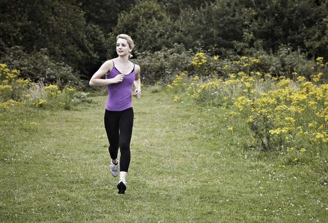 正常腿型但是小腿很粗不好看,正常腿型小腿就是粗壮如何变细