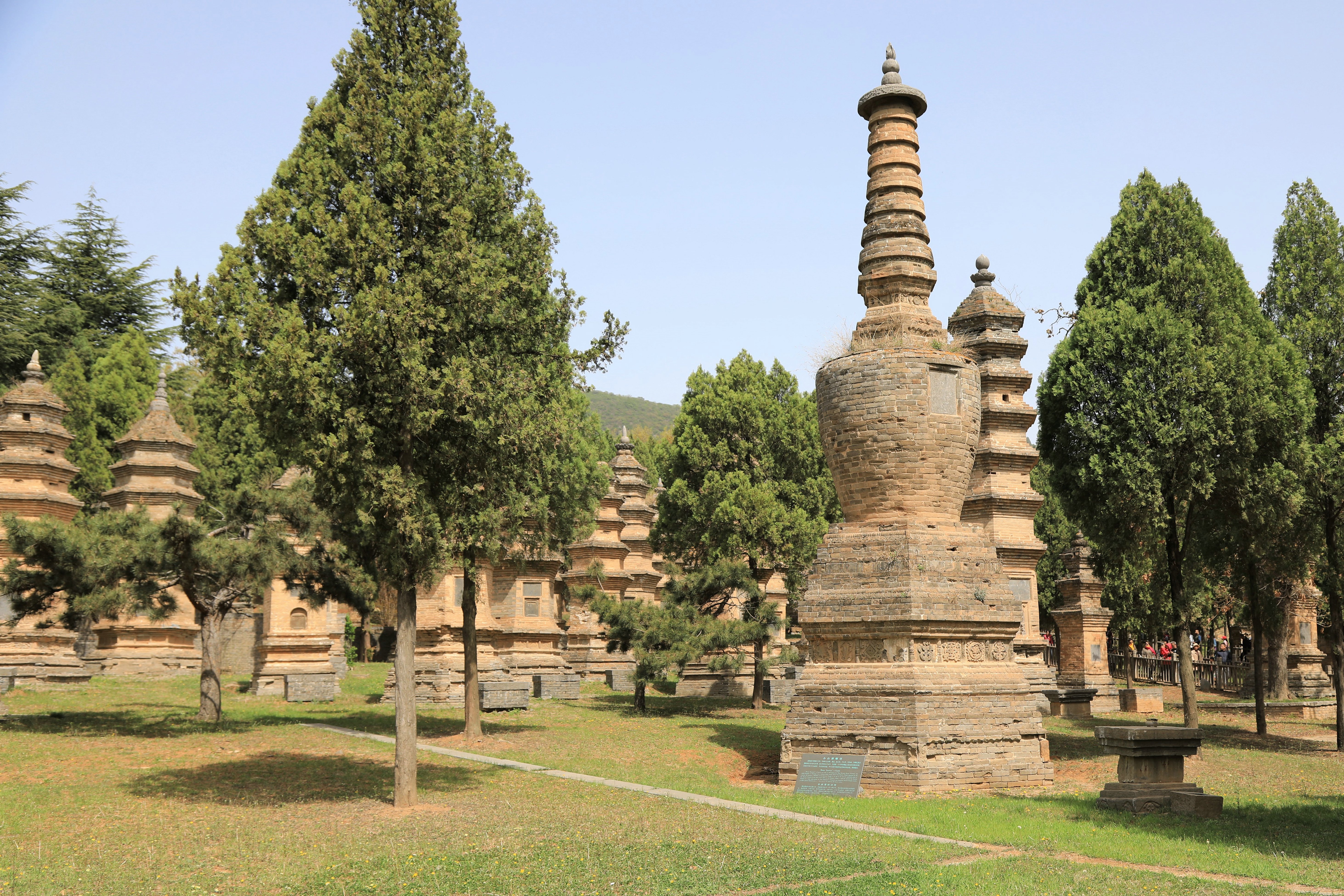 哪些地方有塔林,什么是塔林