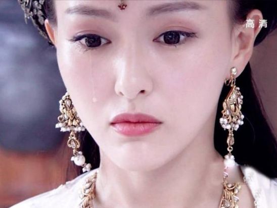 戴美瞳不自然又干涩？明明是你不会选！